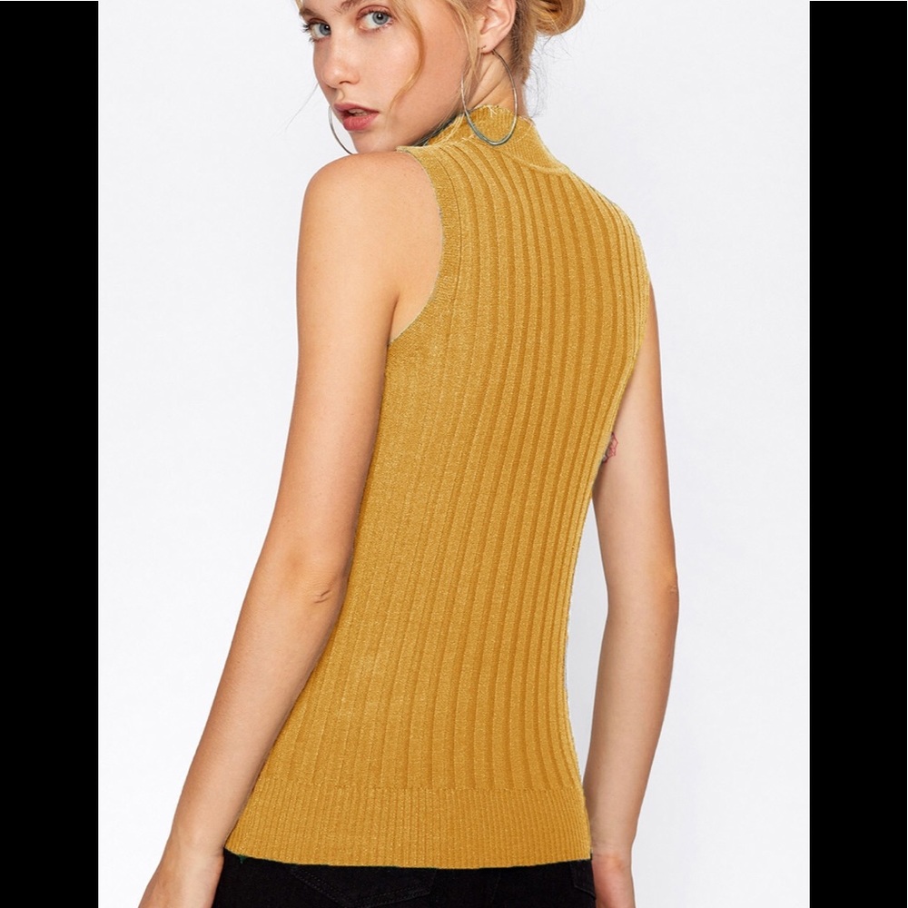 New High Neck Ribbed Knit Sweater - Picture 3 of 6